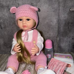 Muñeca Bebé Reborn de 55 cm con Pelo Largo, Ropa Tejida y Accesorios